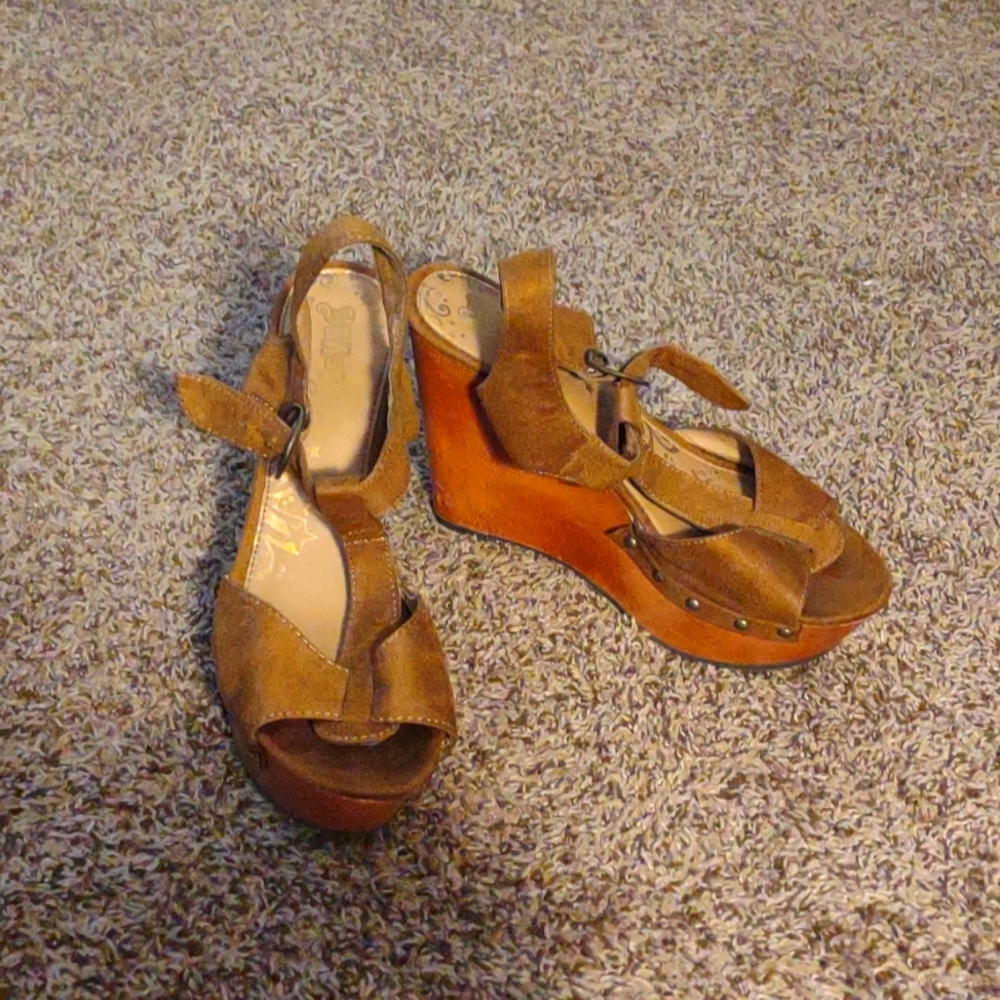 Shoes